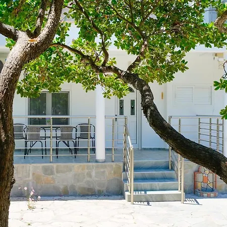 Hollywood Villa Apartamento Potos